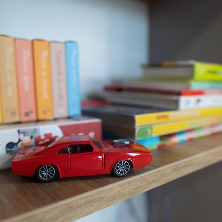 'Just Like Home' Apartment - With Private Parking Place Galaţi Екстериор снимка