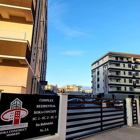 'Just Like Home' Apartment - With Private Parking Place Galaţi Екстериор снимка