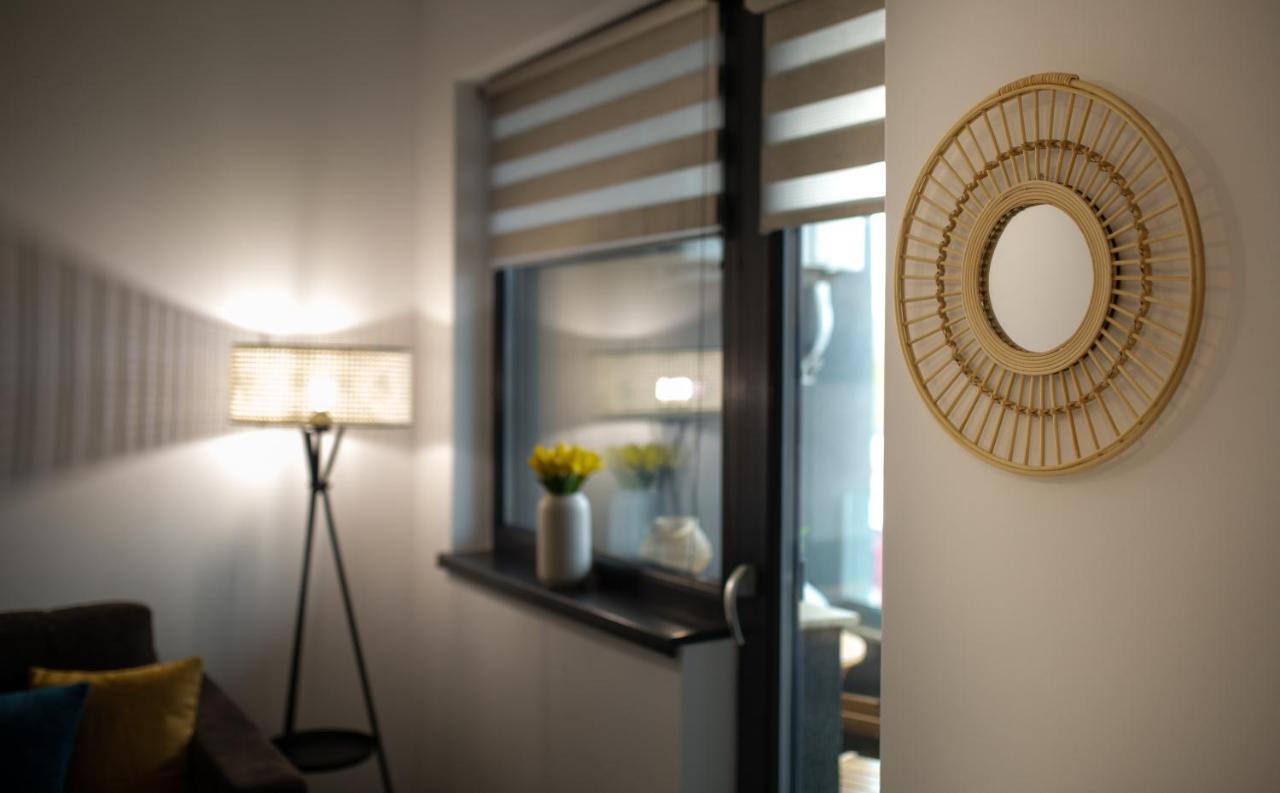 'Just Like Home' Apartment - With Private Parking Place Galaţi Екстериор снимка
