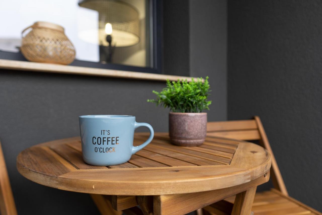 'Just Like Home' Apartment - With Private Parking Place Galaţi Екстериор снимка