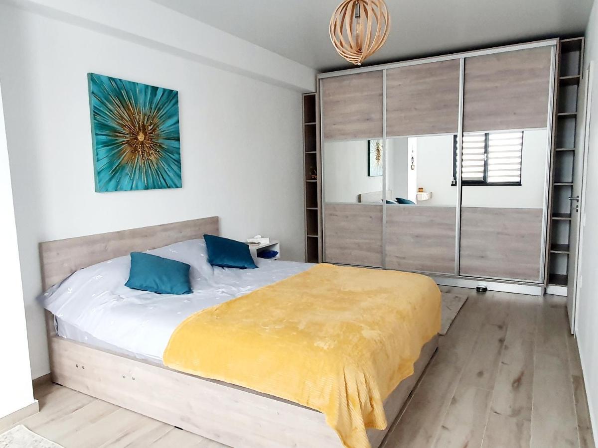 'Just Like Home' Apartment - With Private Parking Place Galaţi Екстериор снимка